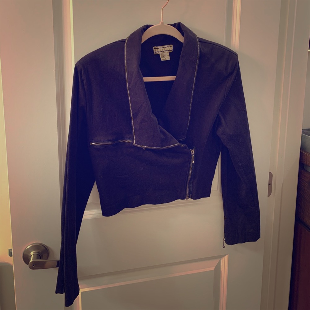 Medium asymmetrical Crop Jacket